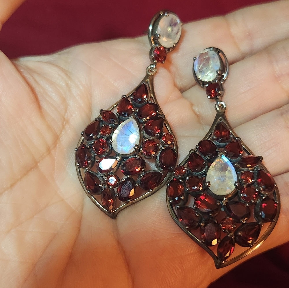 Nicky Butler RAJ Gem Drop Sterling Silver Garnet and Moonstone Earrings*Rare*NIB - Picture 9 of 17